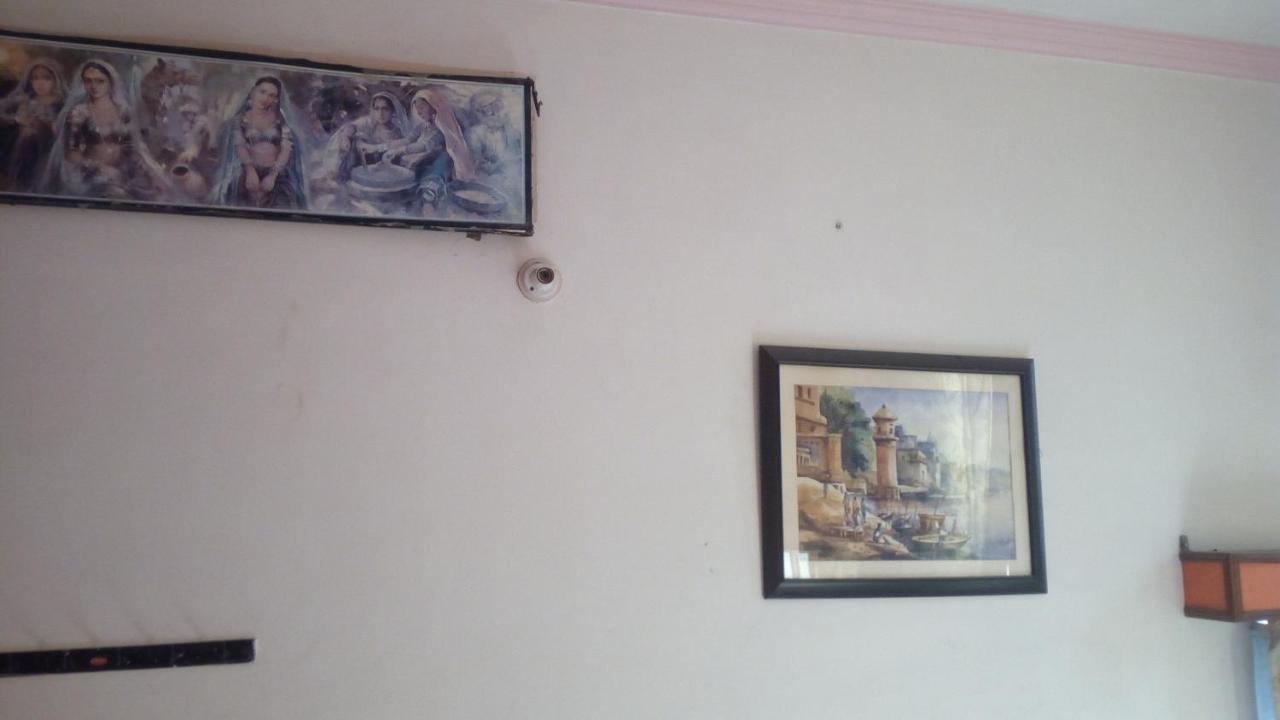 Ishan Paying Guest House Varanasi Exterior foto