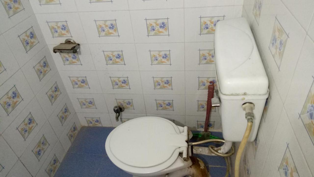 Ishan Paying Guest House Varanasi Exterior foto