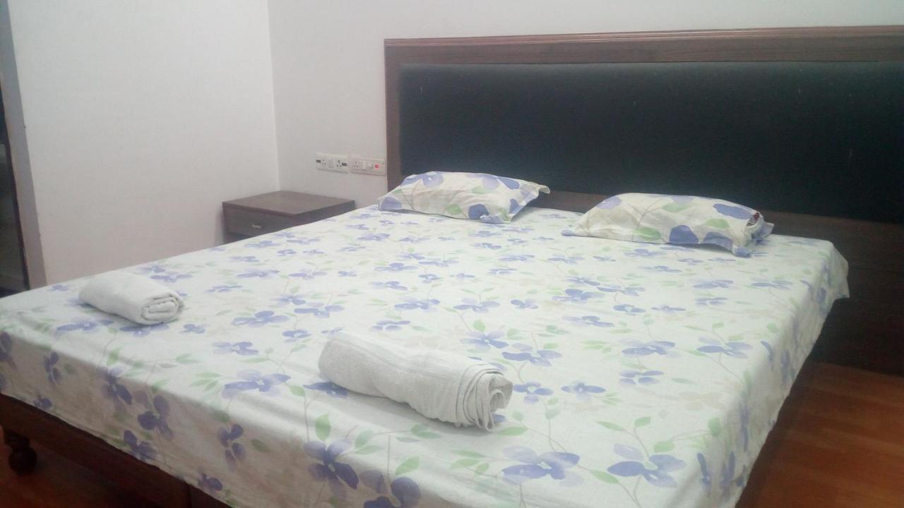 Ishan Paying Guest House Varanasi Exterior foto
